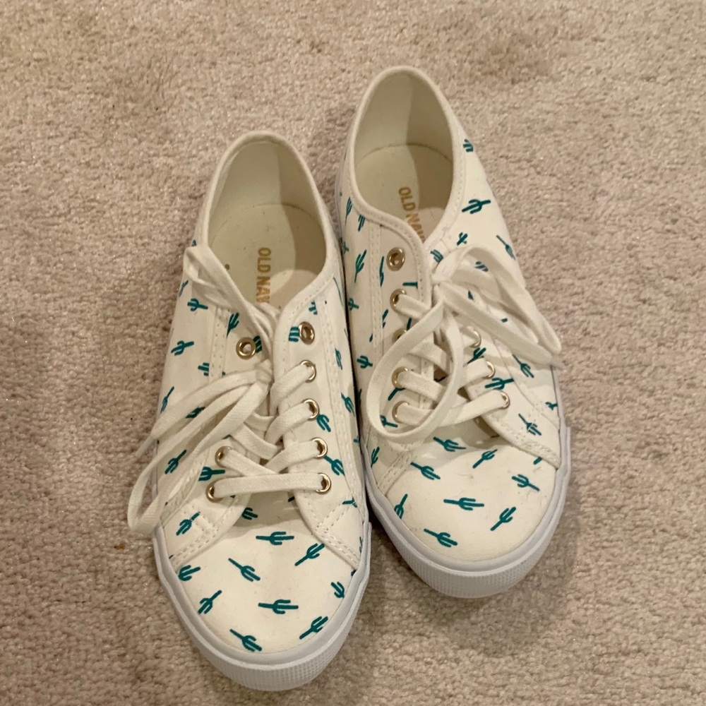 Old Navy Cactus Sneakers
